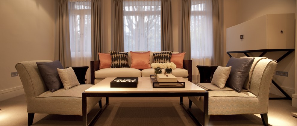 3 bedroom apartment in Chelsea | Living Room | Interior Designers
