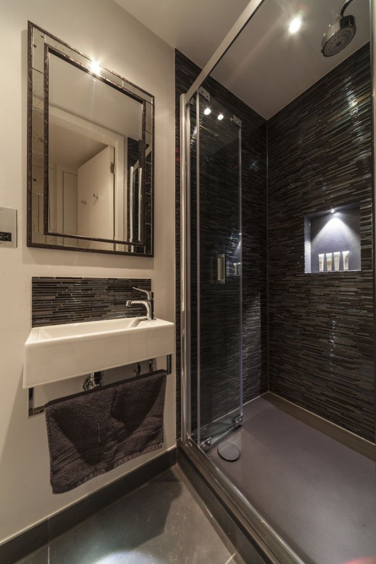 Guest Shower Room - Interior Designers