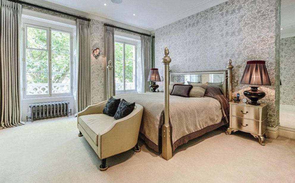 Paddington family townhouse W2 - Grade II Listed | Master bedroom | Interior Designers