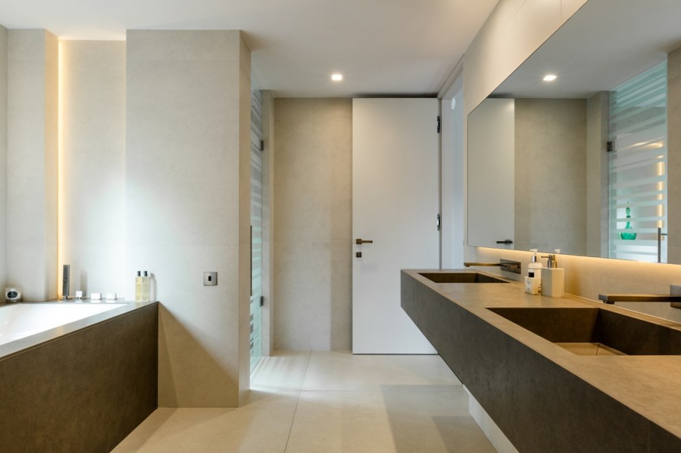 Abercorn Place | Master Bathroom | Interior Designers