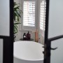 London House | Master Bathroom  | Interior Designers