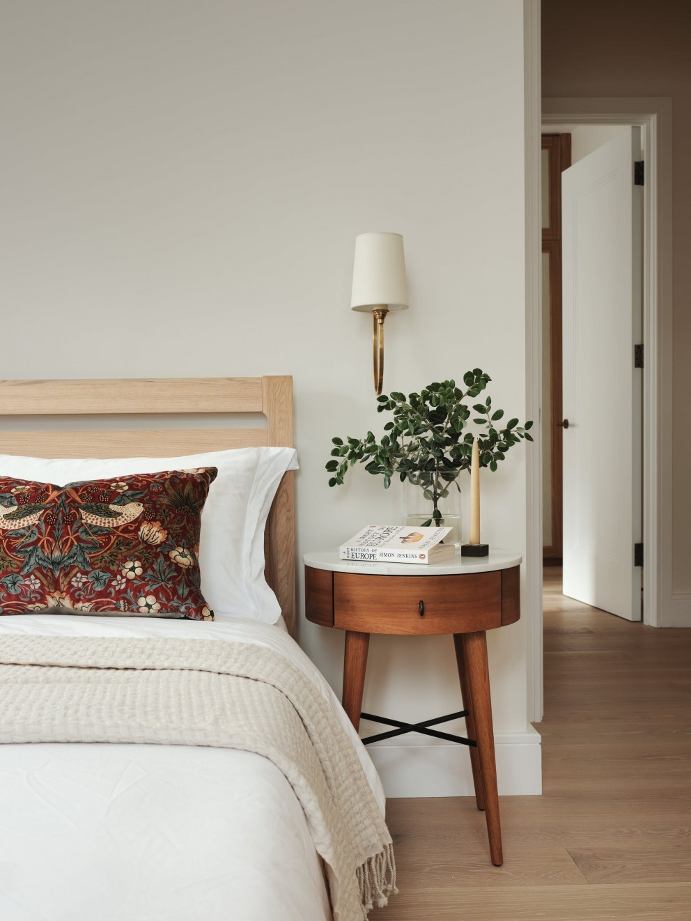 Contemporary Mayfair apartment | Bedroom 2 | Interior Designers