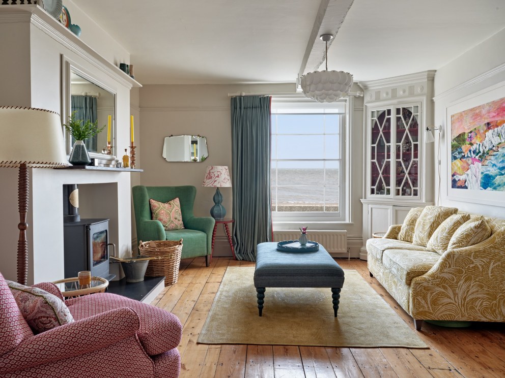 Coastal Kent | Living Room | Interior Designers