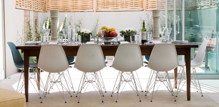 3 Common Ways Interior Designers Charge For Their Services