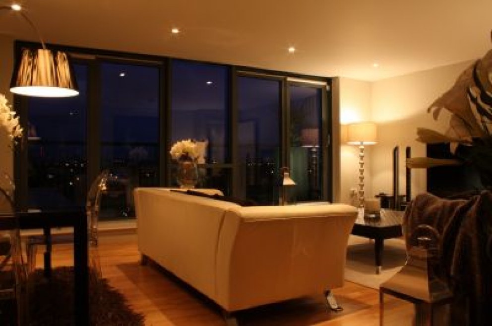 London Apartment | Dining area & terrace | Interior Designers
