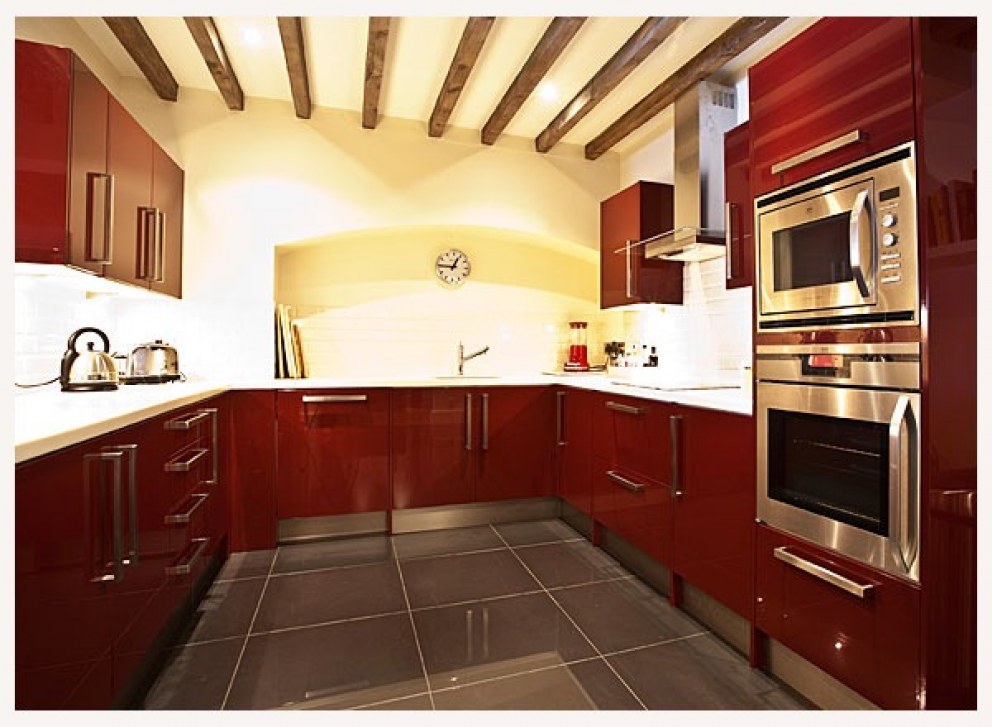 Riverside Apartment | Kitchen | Interior Designers