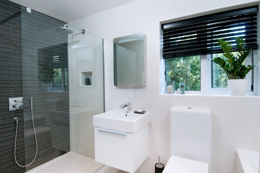 Contemporary master and en suite bathrooms for East London residence | Master bathroom | Interior Designers