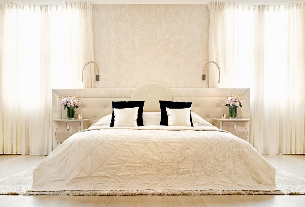 6000 sq ft West London residence | Master Bedroom | Interior Designers