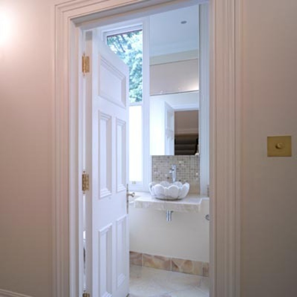 Victorian Townhouse in Chelsea | Onyx Guest WC | Interior Designers