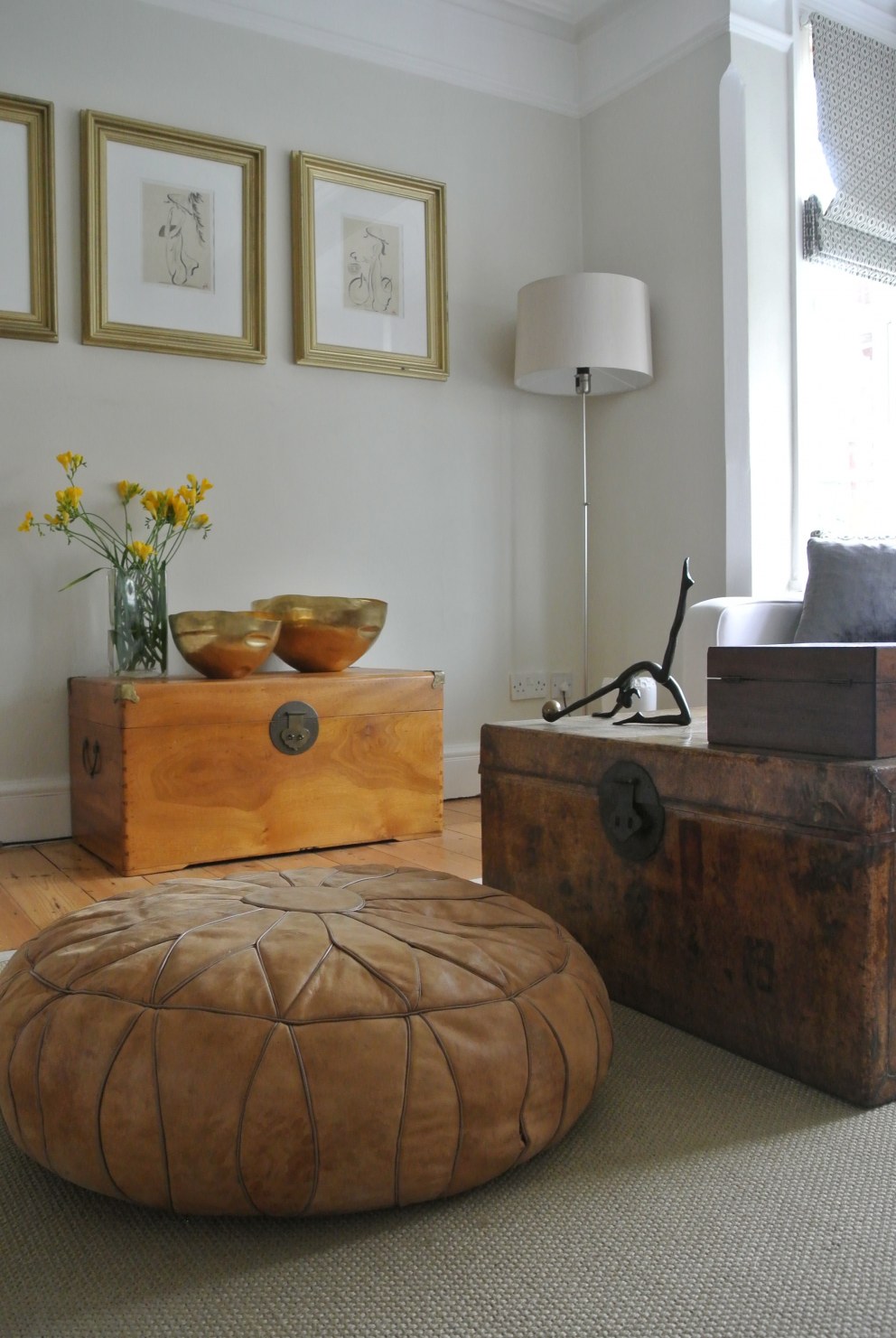 FAMILY HOUSE | Living Room | Interior Designers