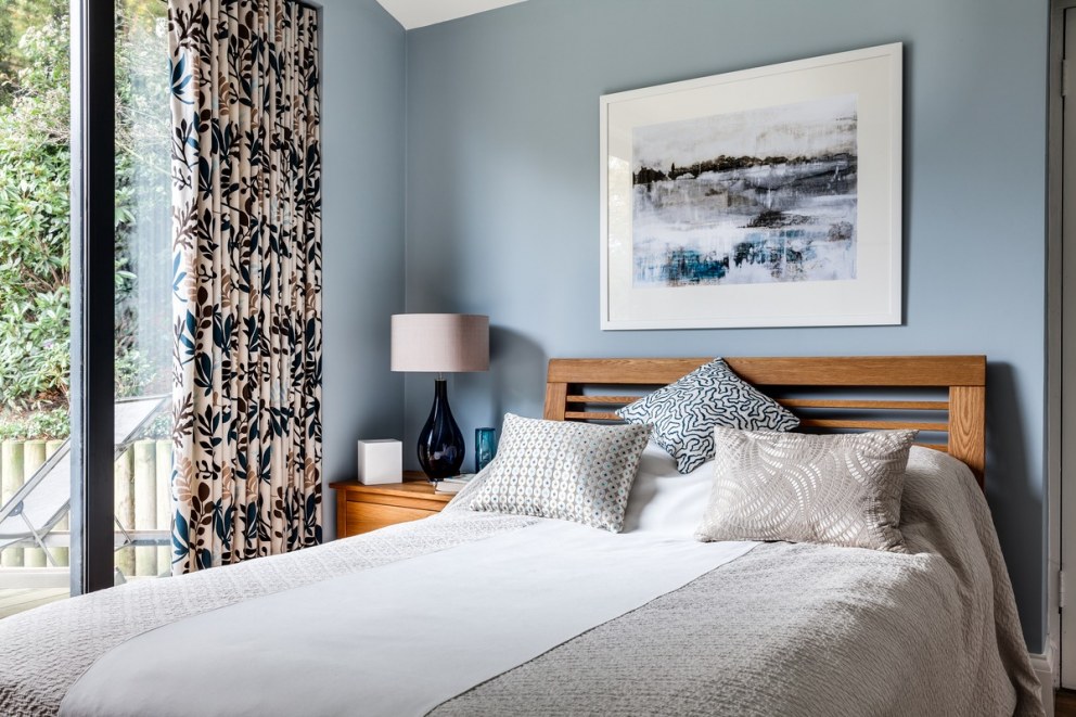 Contemporary living, Long Ditton, Surrey | Guest Bedroom | Interior Designers