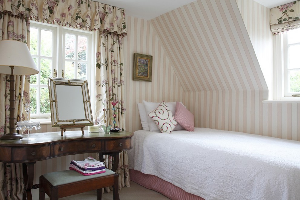 Hampshire Cottage | Girl's Bedroom | Interior Designers