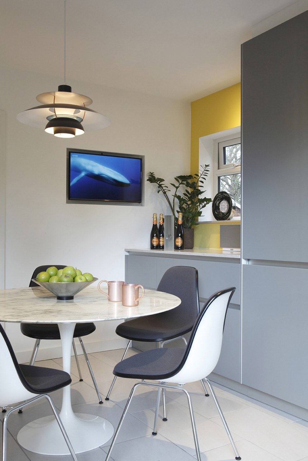 Contemporary kitchen in East London | Kitchen view 5 | Interior Designers
