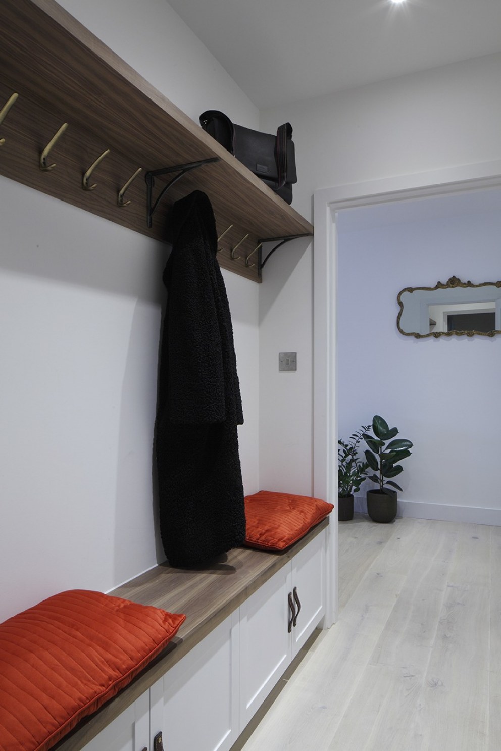 North London apartment | Entrance cloakroom | Interior Designers