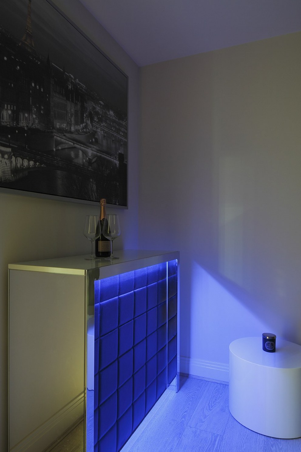 Luxury New Build Ealing  | home bar | Interior Designers