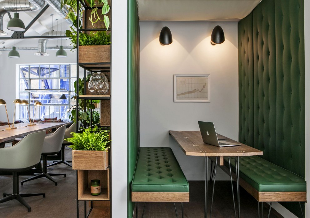 Clerkenwell Offices  | Clerkenwell Offices - Meeting booth   | Interior Designers