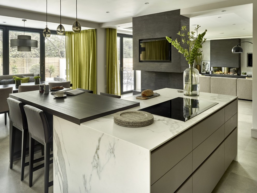 Relaxed Luxury Open Plan Living | Open plan area kitchen | Interior ...