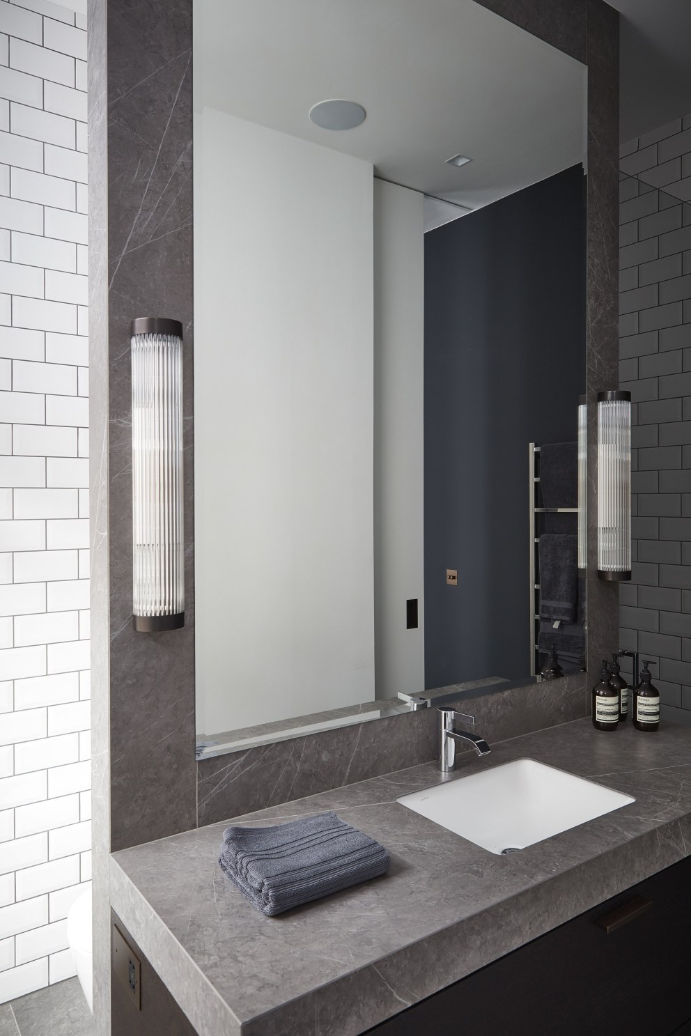 Kensington Apartment | Bathroom | Interior Designers