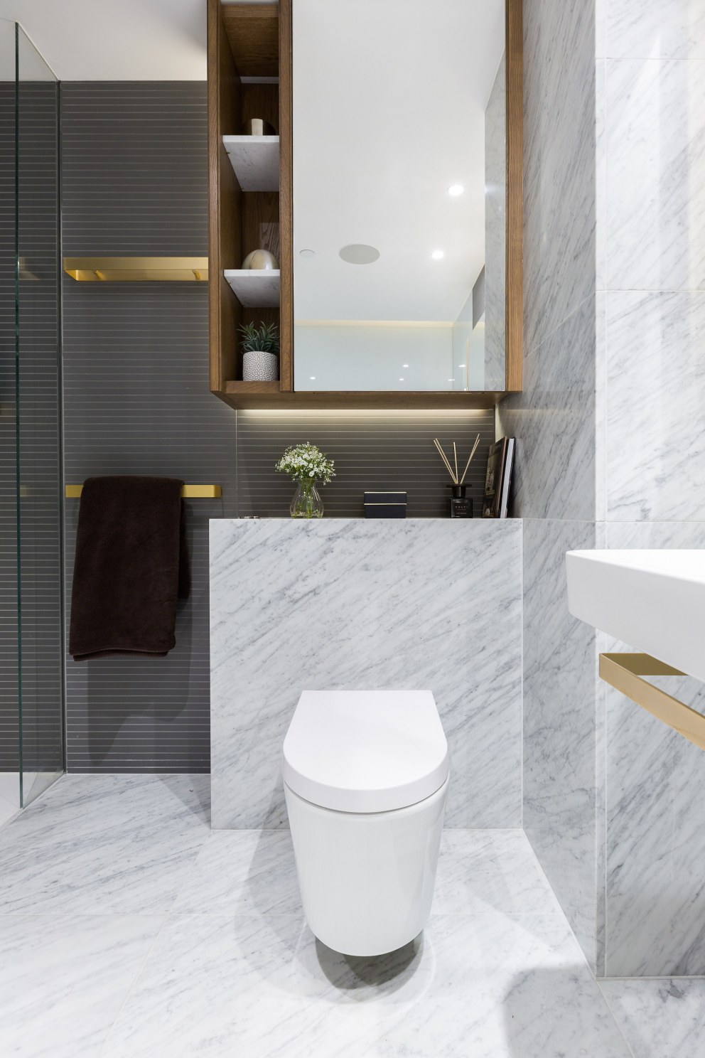 Modern Bathroom in Fitzrovia  | Fitzrovia Bathroom  | Interior Designers