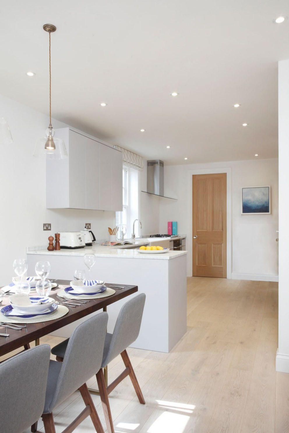 lateral apartment in the heart of South Kensington | Kitchen 5 | Interior Designers