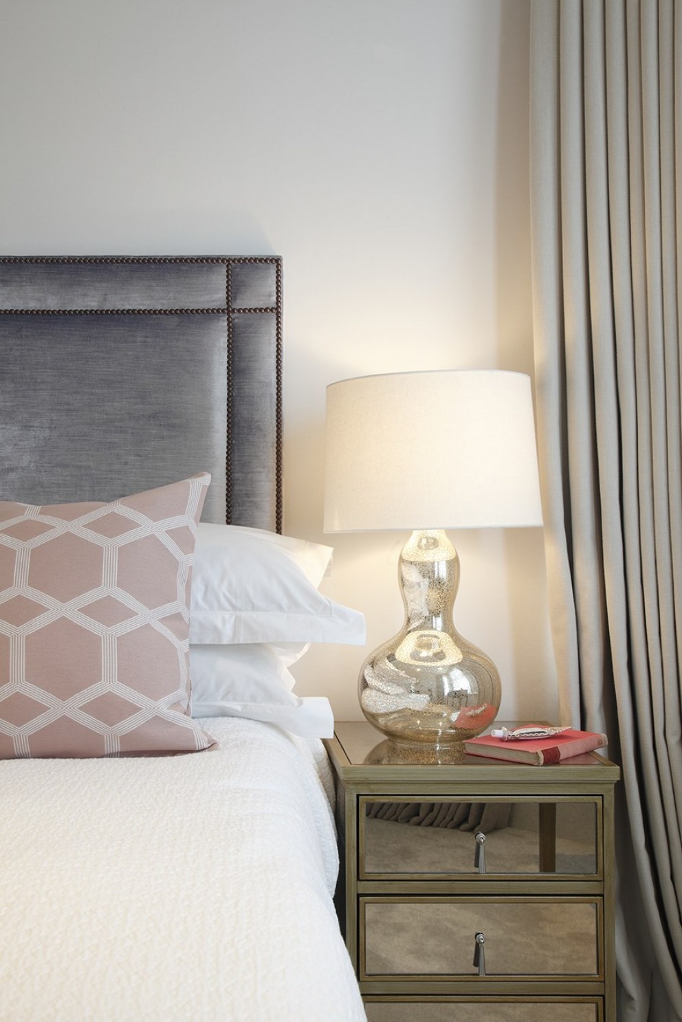 Marylebone Apartment  | Guest bedroom 3 | Interior Designers