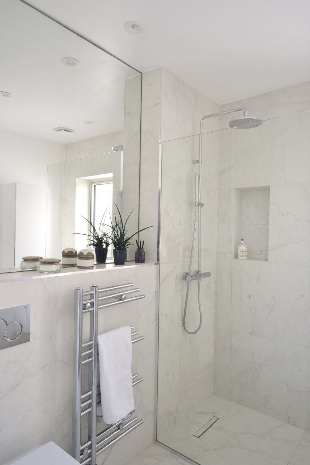 New Malden, bedrooms | Master En-suite shower room | Interior Designers