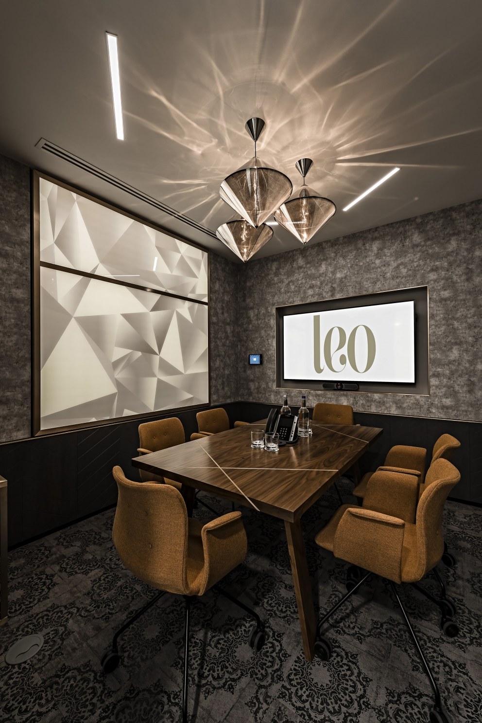 Leo Small Meeting Room Leo London Executive Offices
