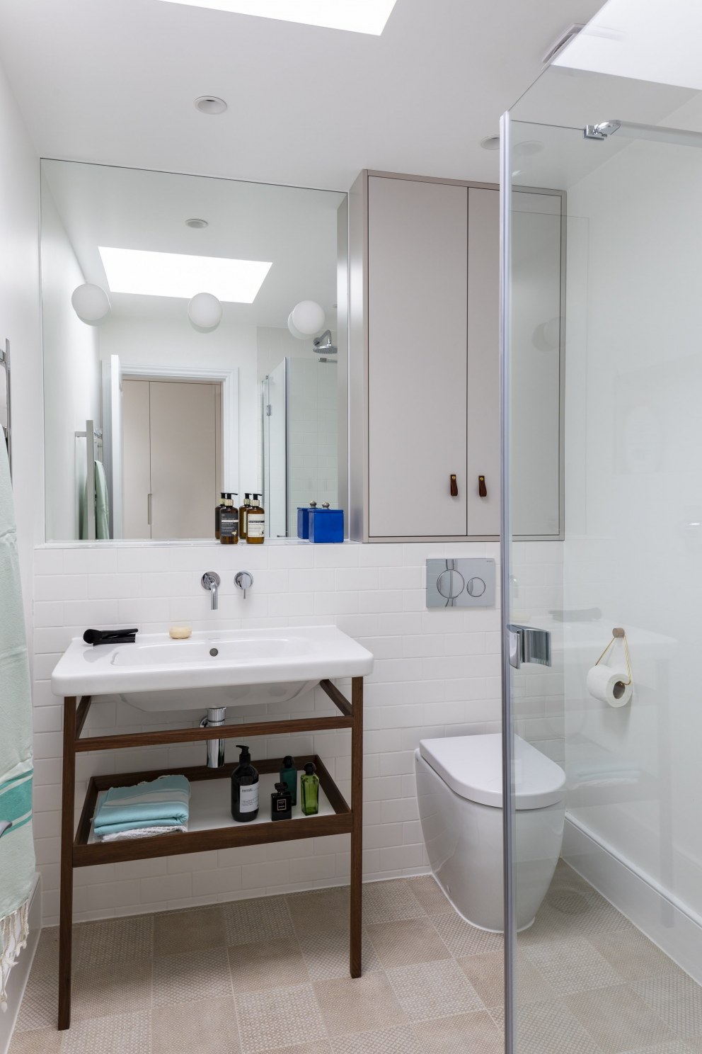 Parsons Green House | Loft bathroom | Interior Designers