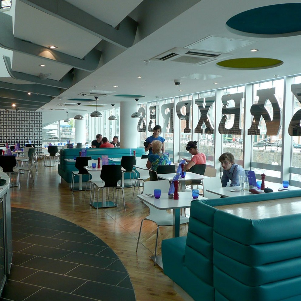 PizzaExpress Restaurants | PE Prince's Quay, Hull - Ceiling Details & Signage | Interior Designers