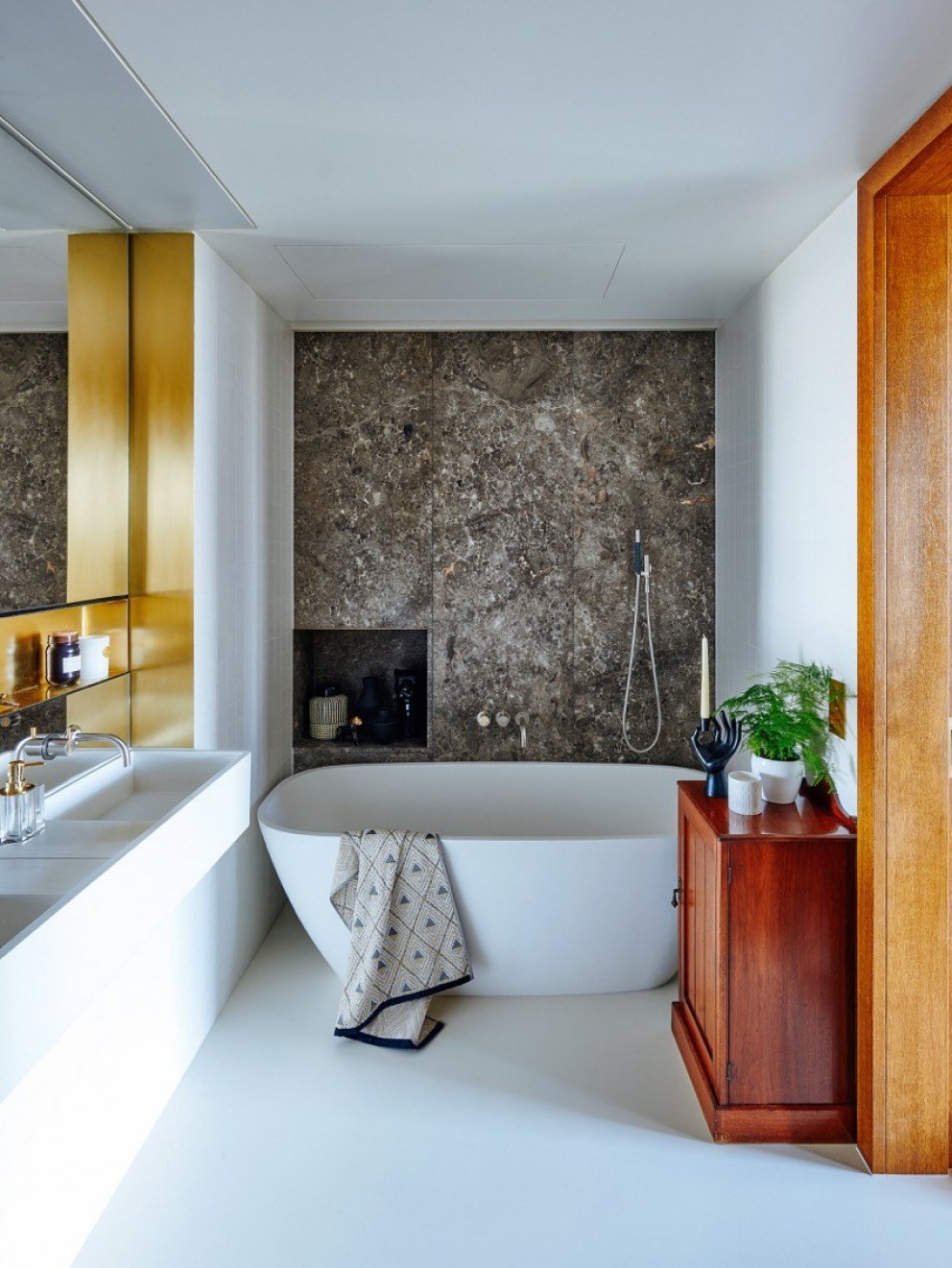 King's Cross Gasholders | Bathroom | Interior Designers