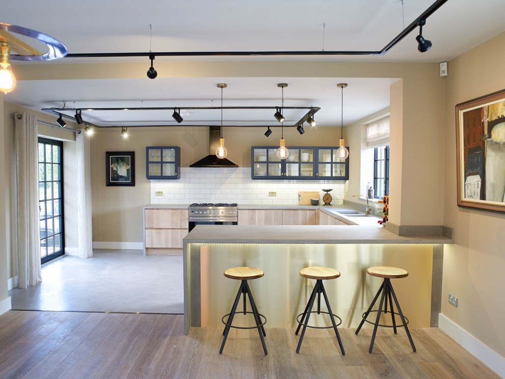 Worcestershire Cottage | Kitchen | Interior Designers