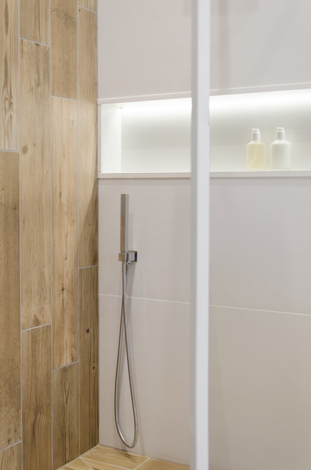 Scandinavian Bathroom | Scandinavian Bathroom | Interior Designers