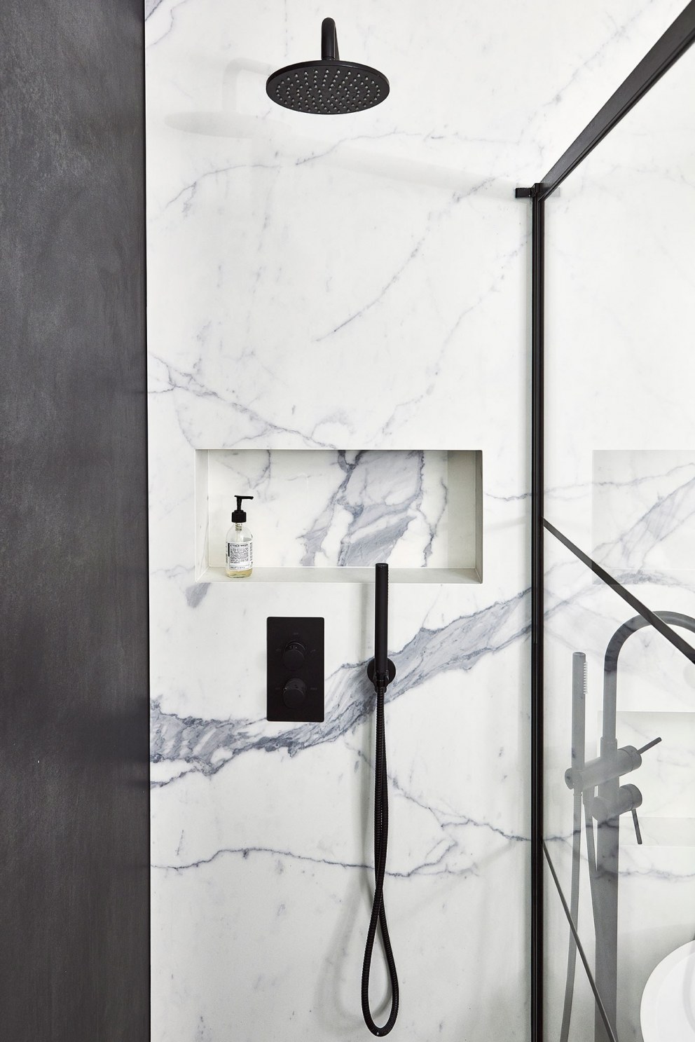 Abbeyville Road | Master bathroom shower | Interior Designers