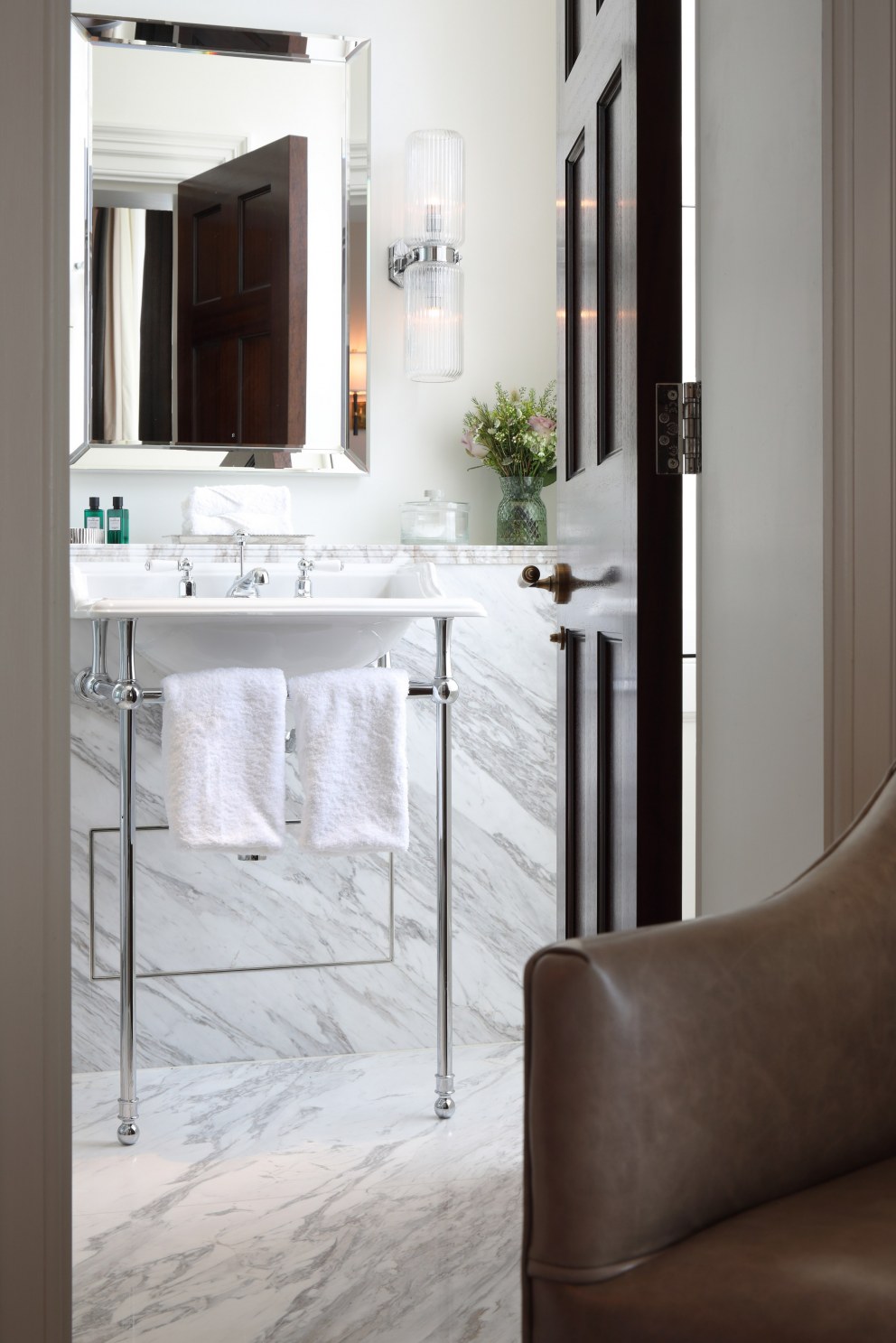 The Langley Guestrooms | Bathroom | Interior Designers