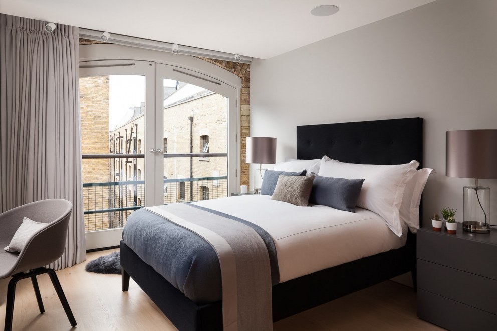 Butlers Wharf | 0222_ButlersWharf_GuestBed | Interior Designers