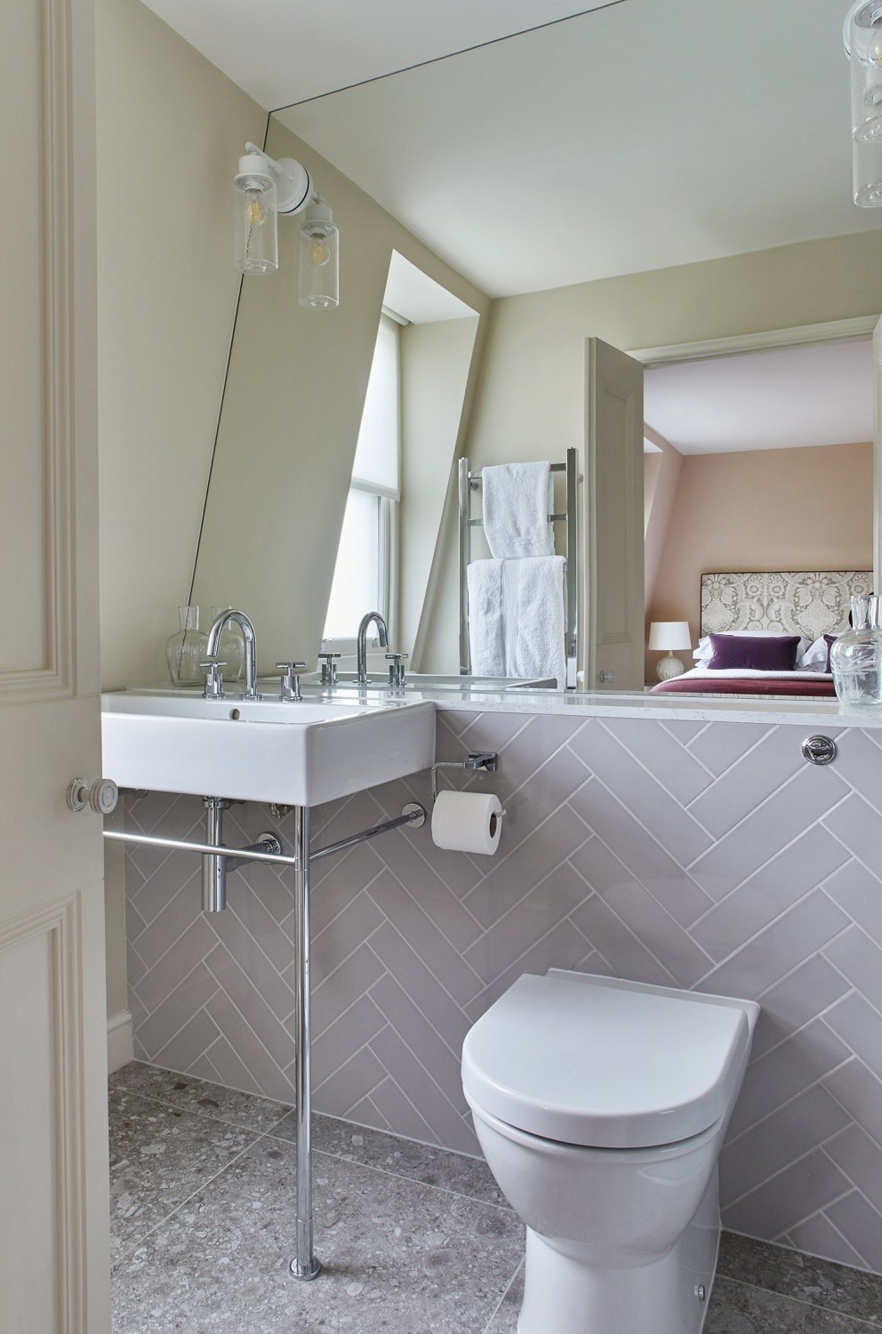 West Kensington Family Home | Guest Bathroom | Interior Designers