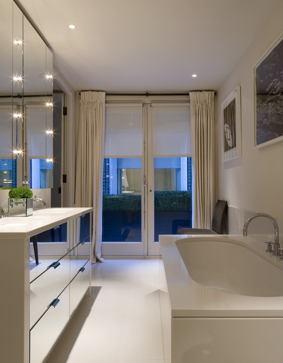 Bachelor's Apartment | Bathroom | Interior Designers