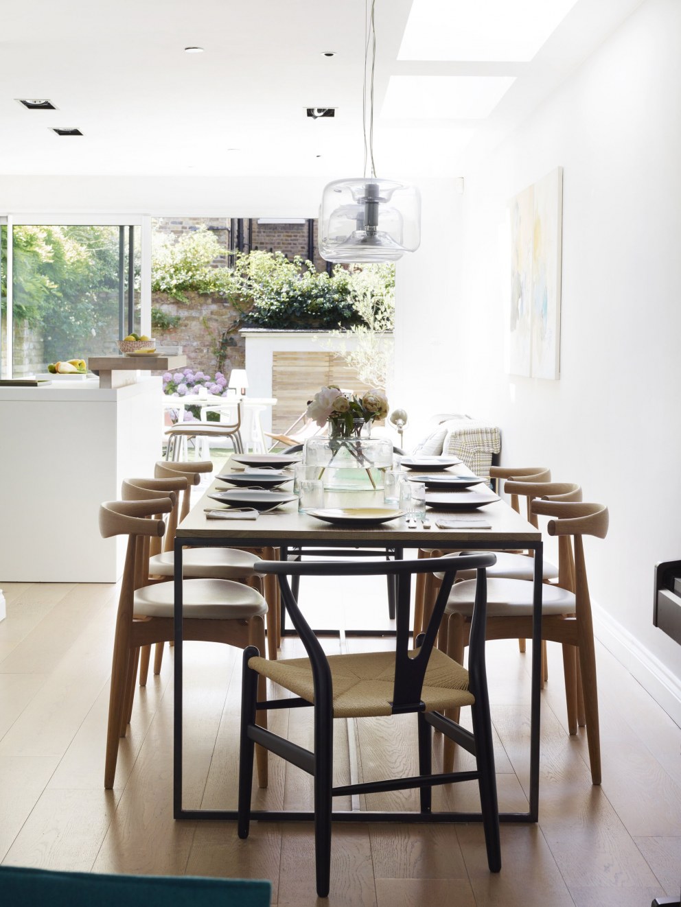 Fulham Family Home | dining room and garden | Interior Designers