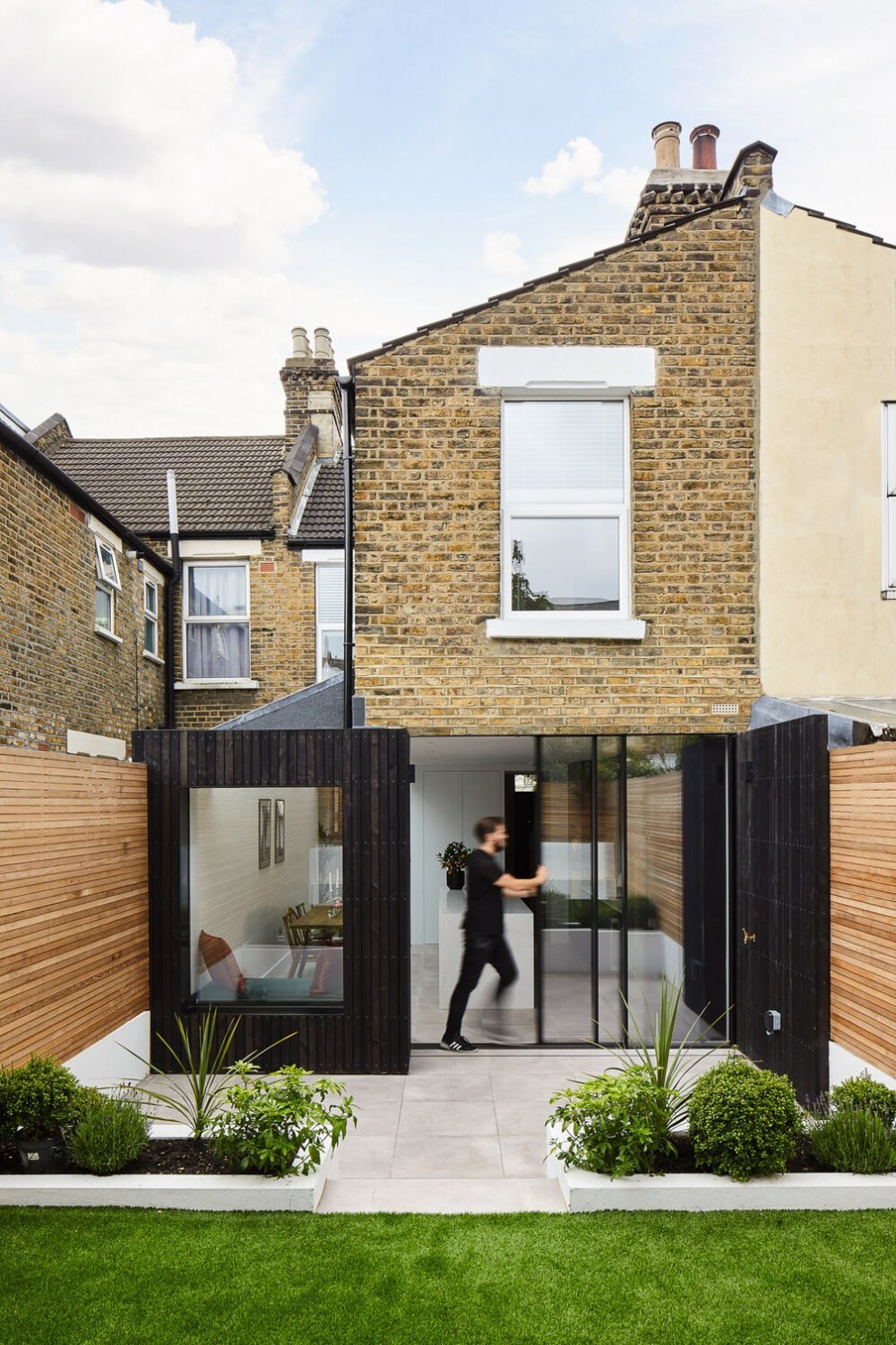 Walthamstow Extension | Clean lines, seamless space | Interior Designers
