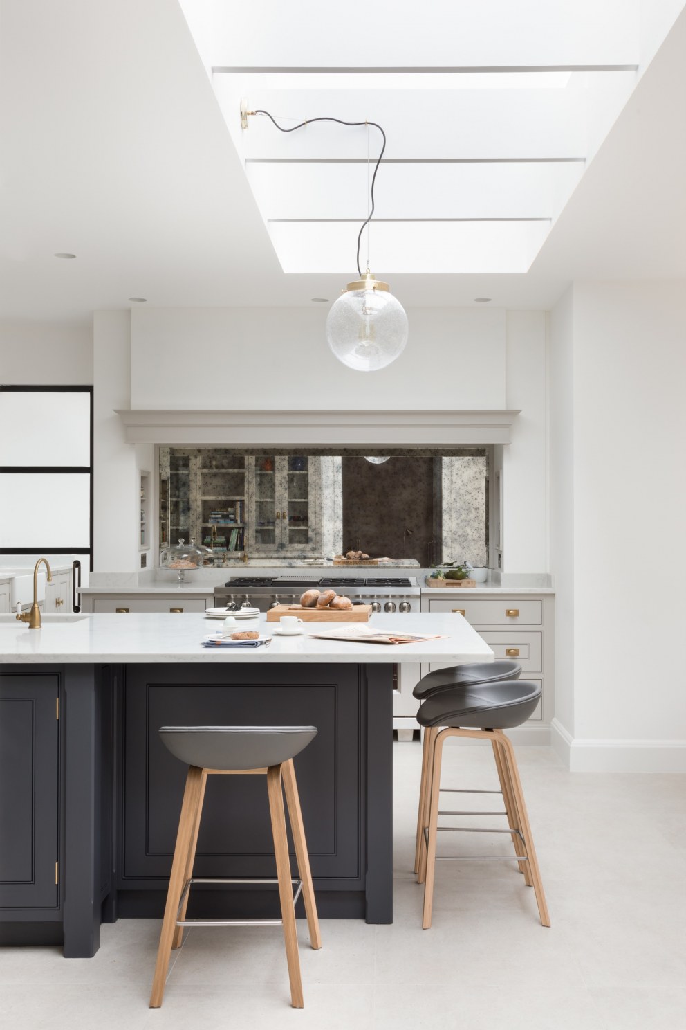 Hampstead I | Kitchen | Interior Designers