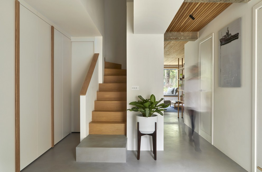 Parkhill Road | Hallway | Interior Designers