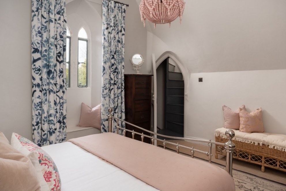 North Cornwall Manor | Guest Bedroom | Interior Designers