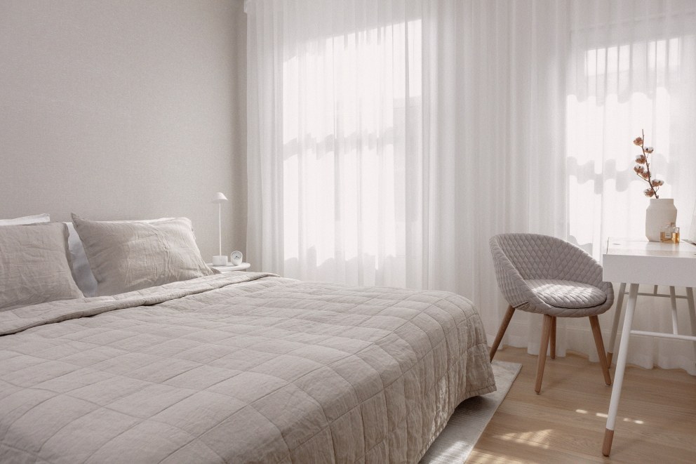 Chelsea - Refurbishment & FF&E | Scandi style bedroom with dressing table | Interior Designers