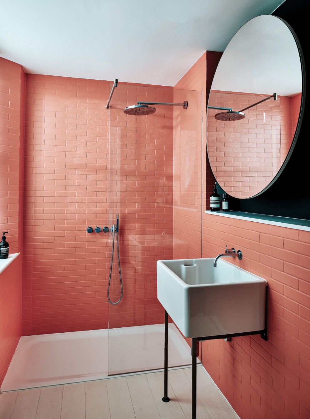 Glam 70s London Villa | Bathroom | Interior Designers