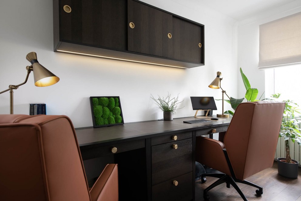 Her office / Surrey family home - InteriorDesigners.net