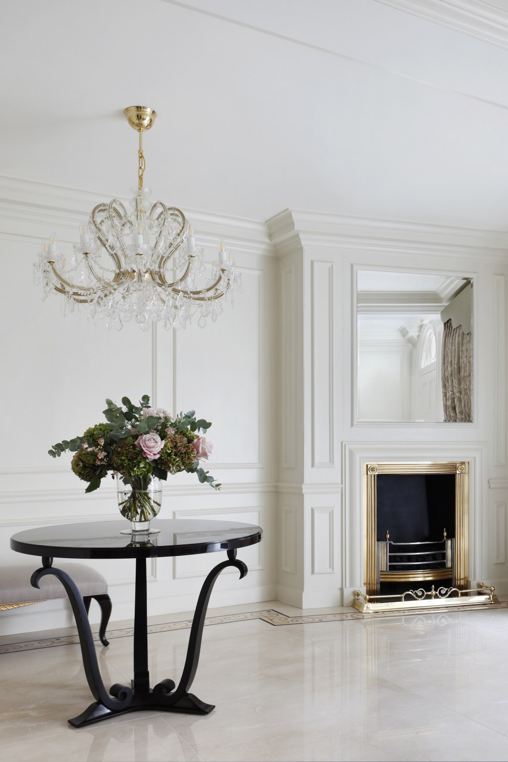 Grand Entrance Hall / Mayfair Family Home - InteriorDesigners.net