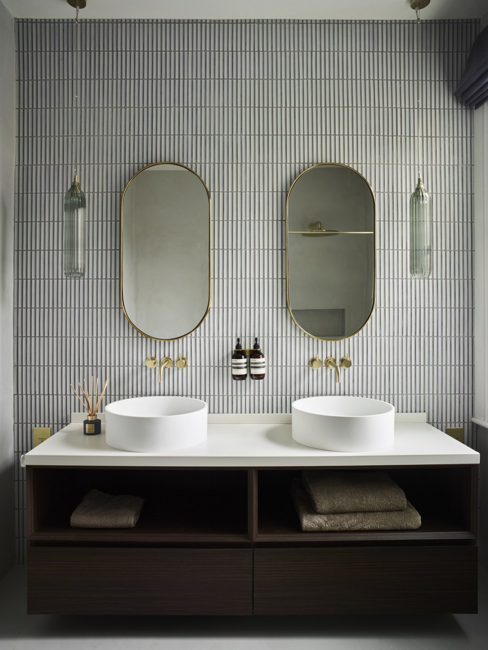 Main En-Suite / Elm House - InteriorDesigners.net