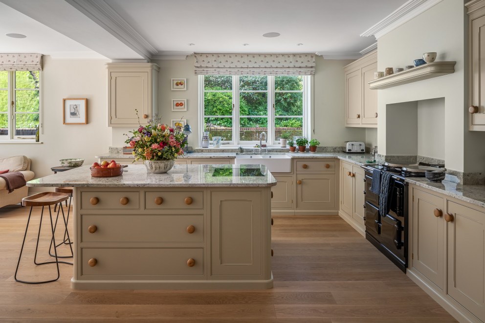 Hampshire Farmhouse | kitchen | Interior Designers