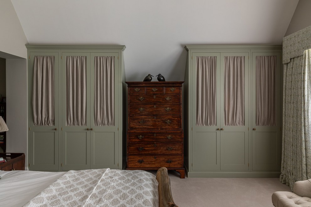 Hampshire Farmhouse | bedroom | Interior Designers