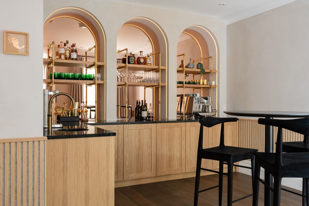 Bespoke home bar / Birchwood House - InteriorDesigners.net